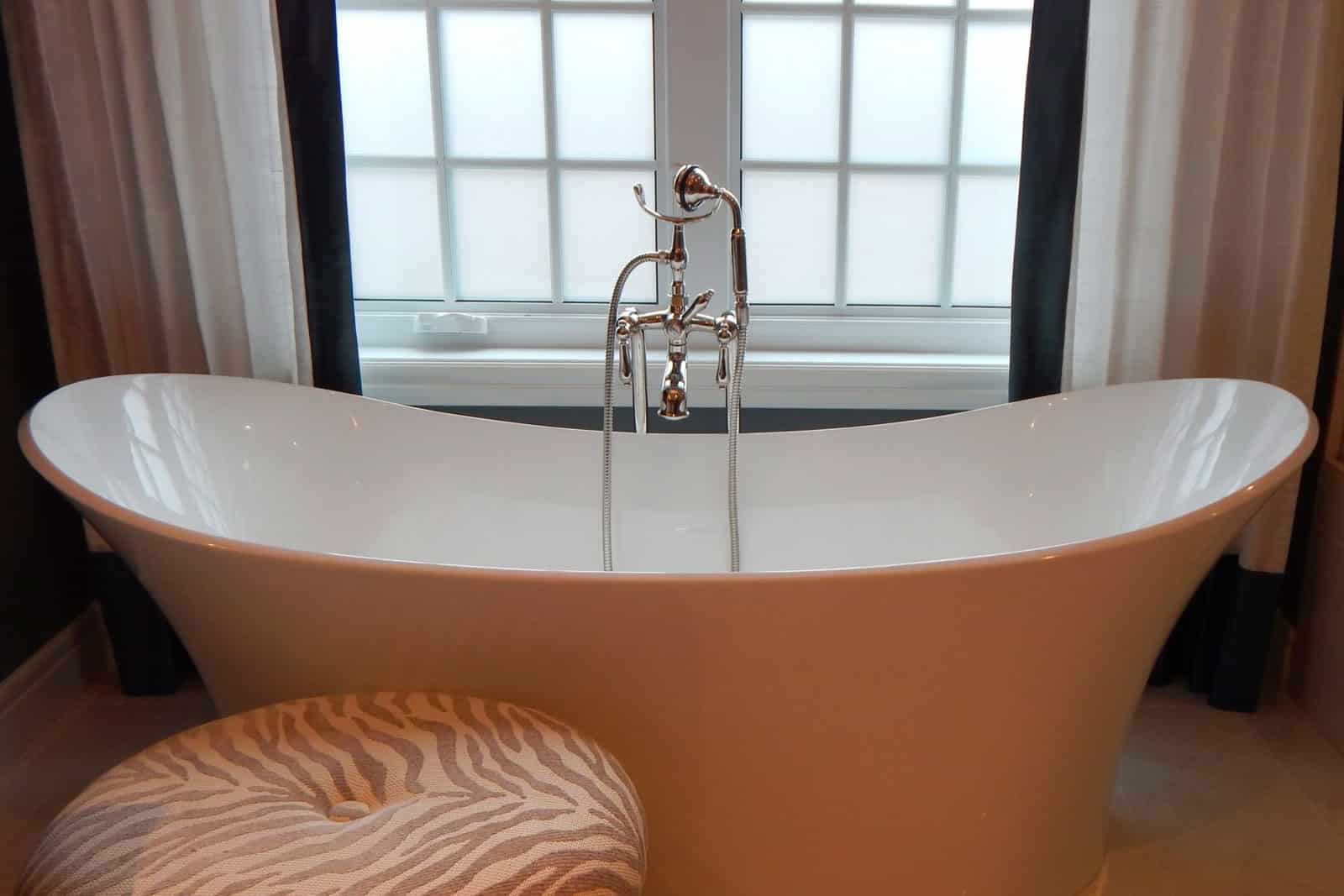https://plombiste.ch/wp-content/uploads/2015/07/Creation-salle-de-bain4.jpg